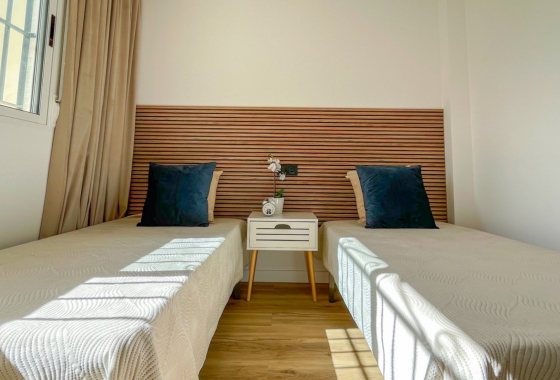 Resale - House - Orihuela Costa - Los Altos *
