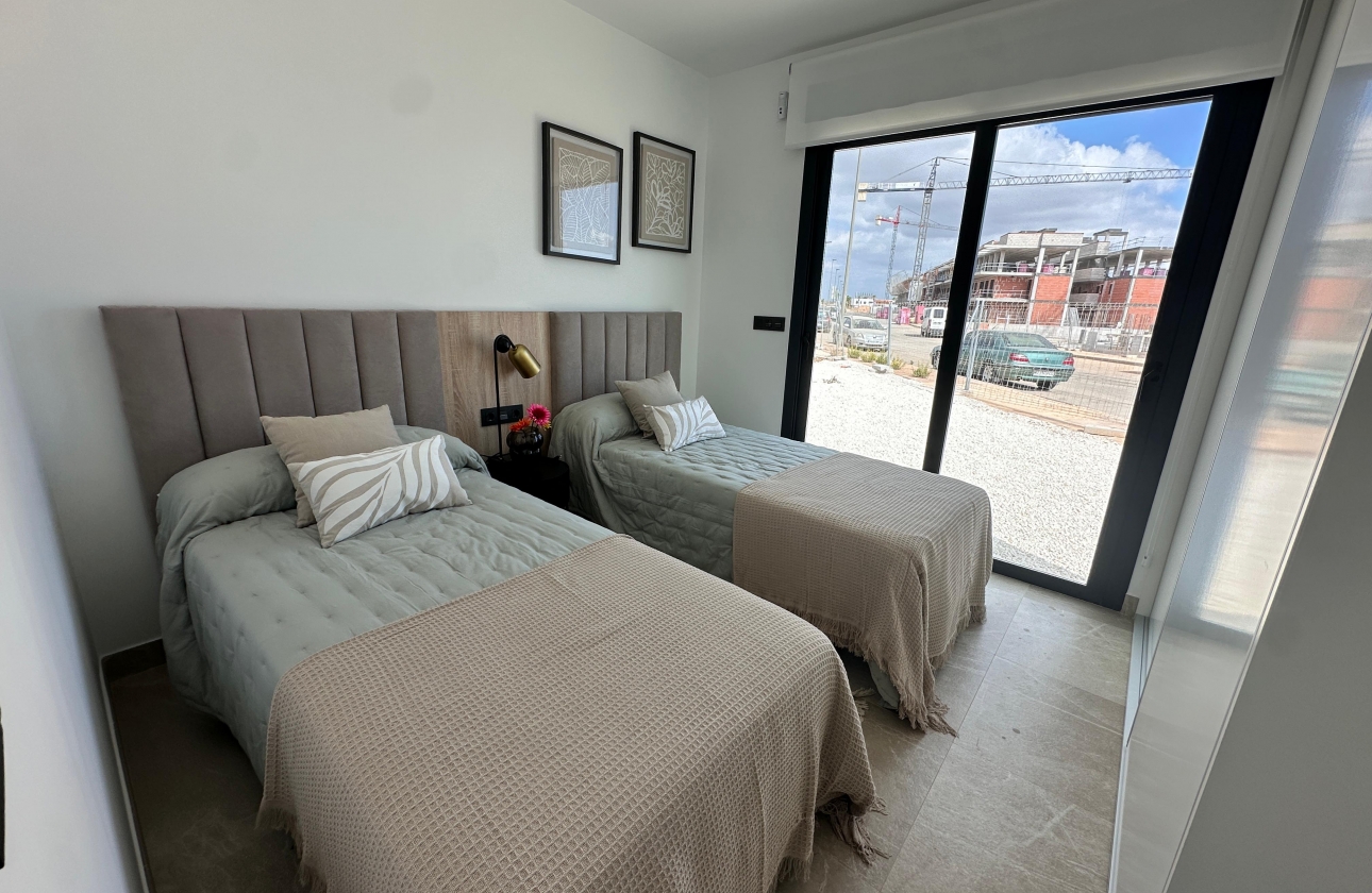 Neue Gebäude - Ground floor apartment - 