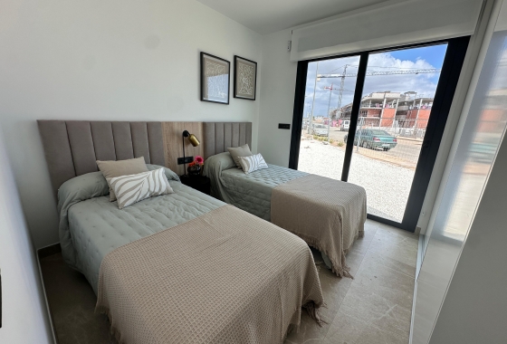 Neue Gebäude - Ground floor apartment - 