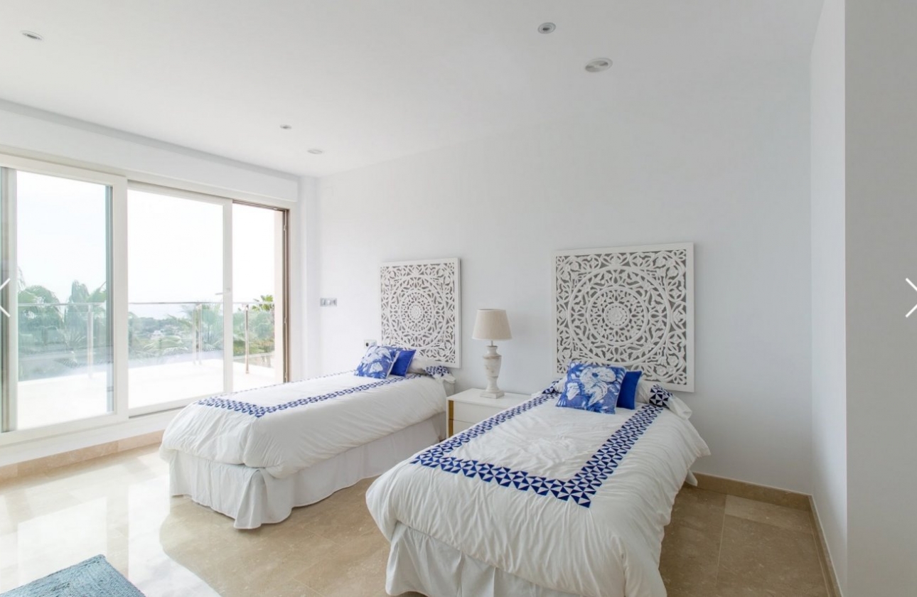 Resale - Villa - Moraira