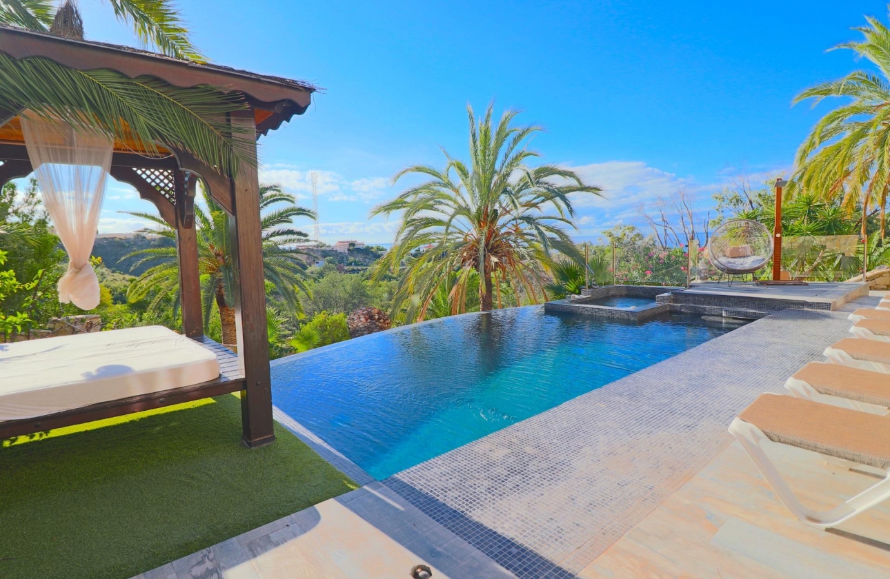 Resale - Villa - El Campello - Coveta Fuma