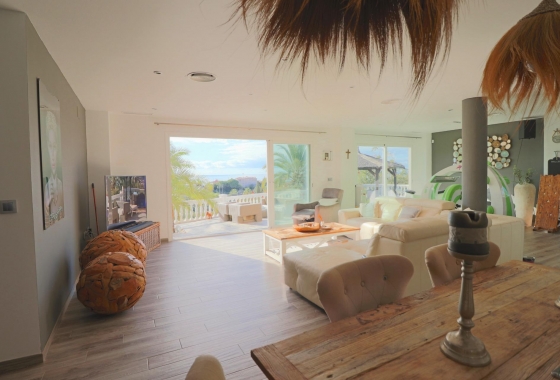 Resale - Villa - El Campello - Coveta Fuma