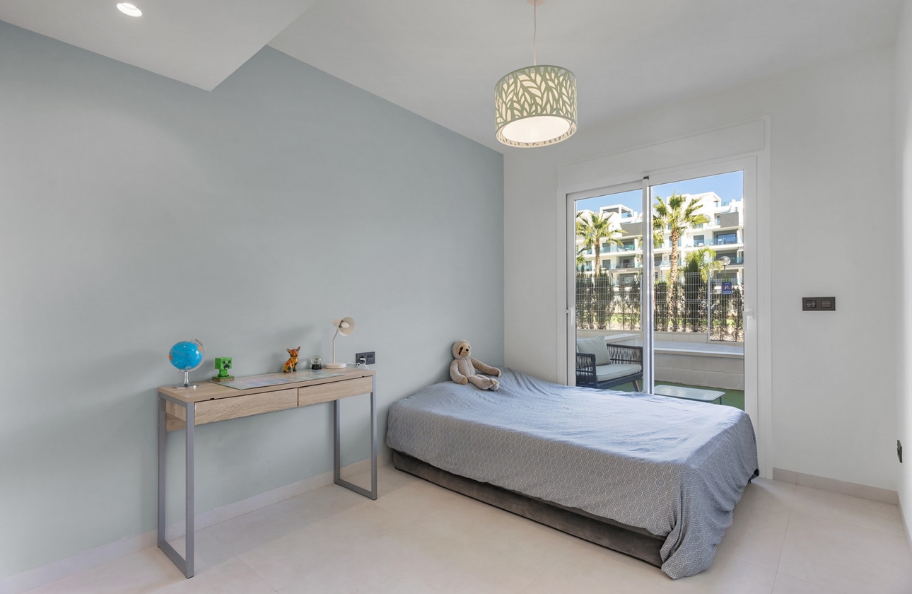 Resale - Ground floor apartment - Guardamar del Segura - El Raso