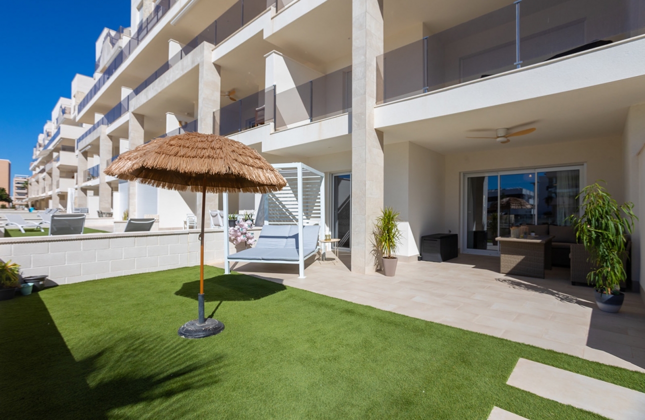 Resale - Ground floor apartment - Guardamar del Segura - El Raso