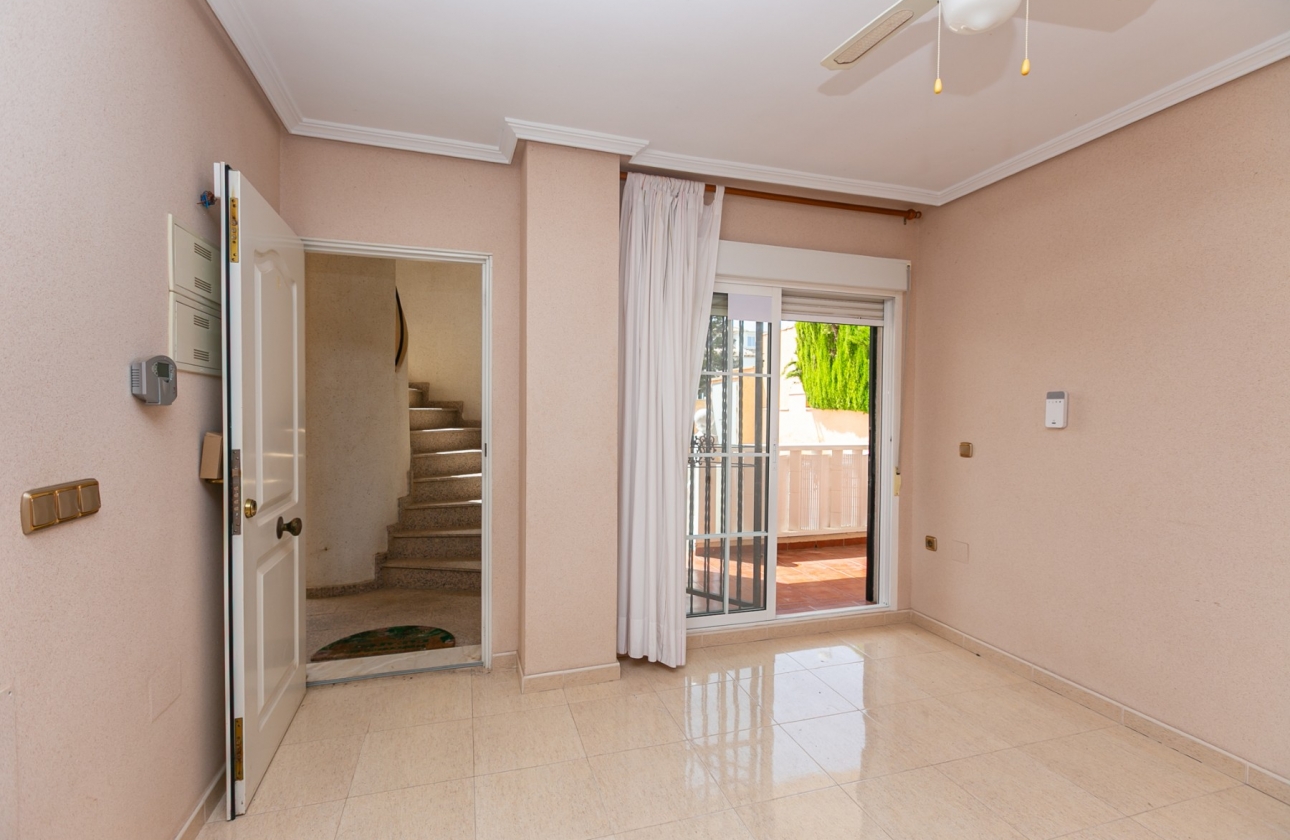 Resale - Apartment / flat - Lomas de Cabo Roig