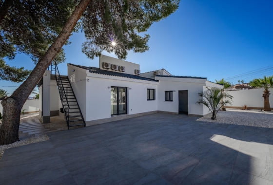 Reventa - Villa - Ciudad Quesada - town