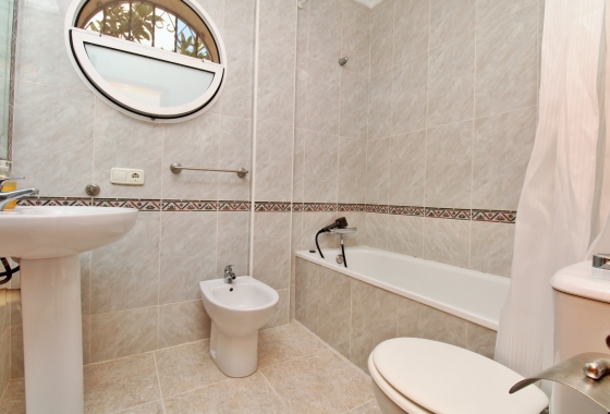 Revente - Villa - Villamartin