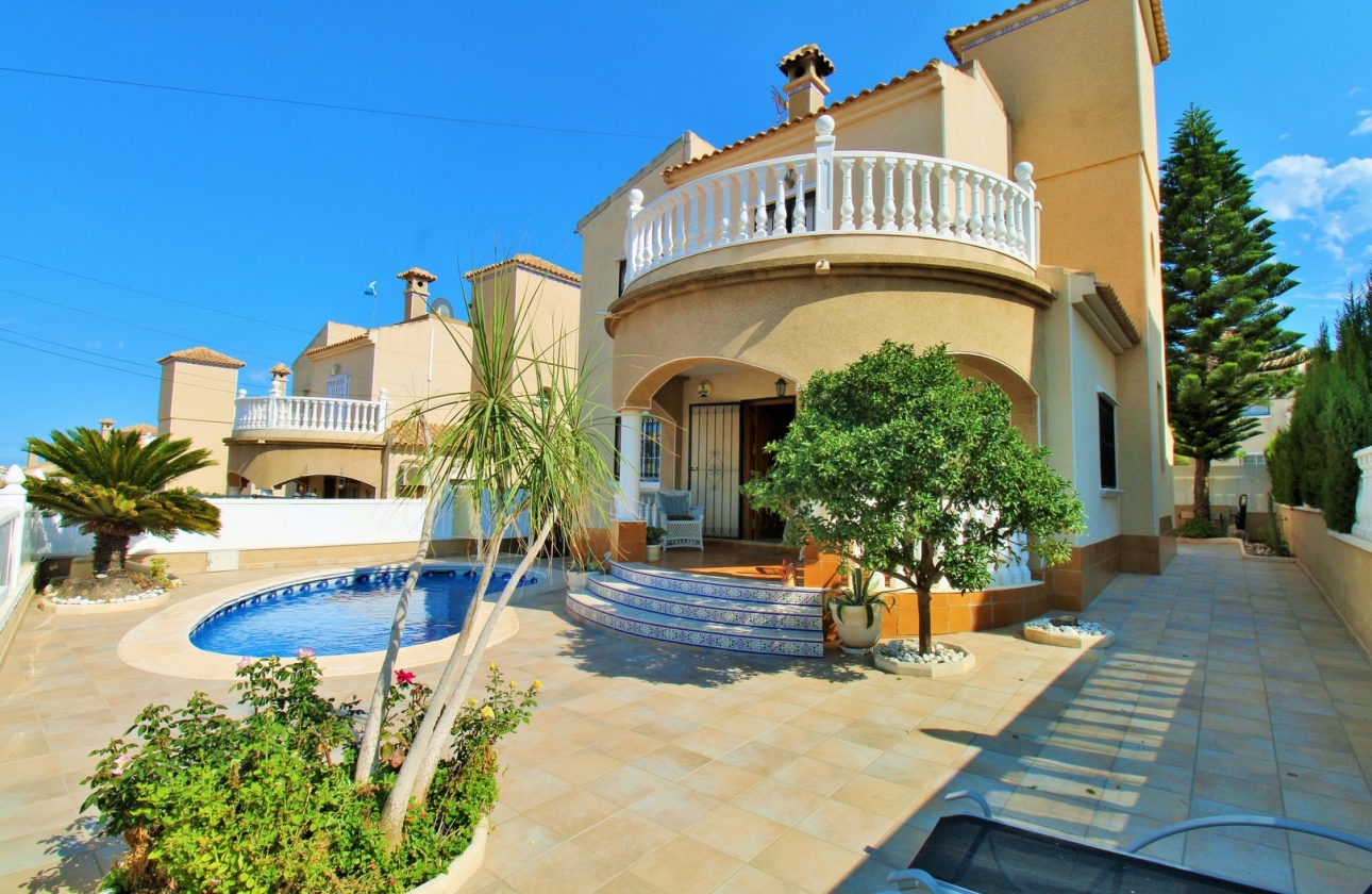 Revente - Villa - Villamartin