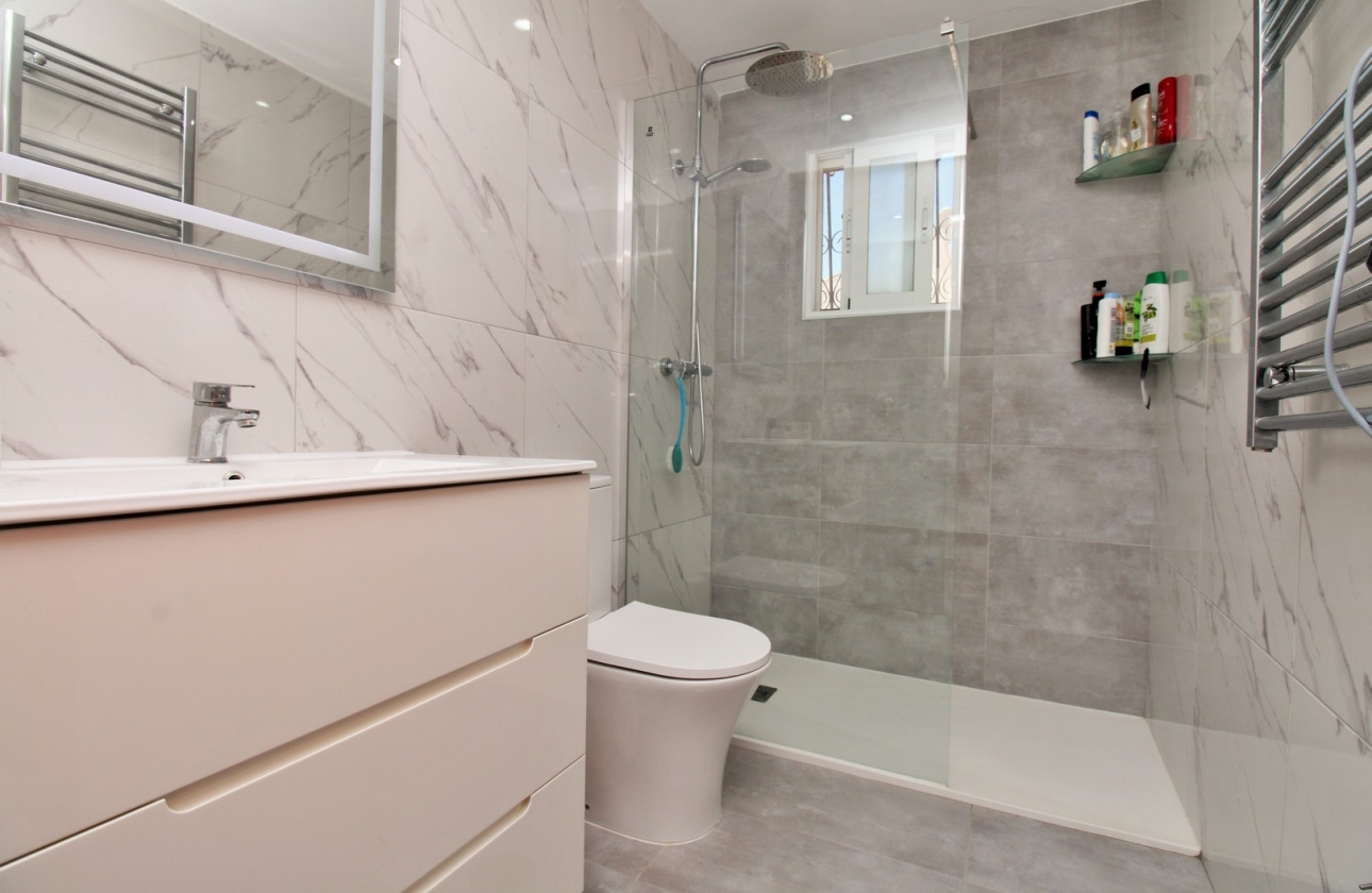 Revente - Villa - Villamartin