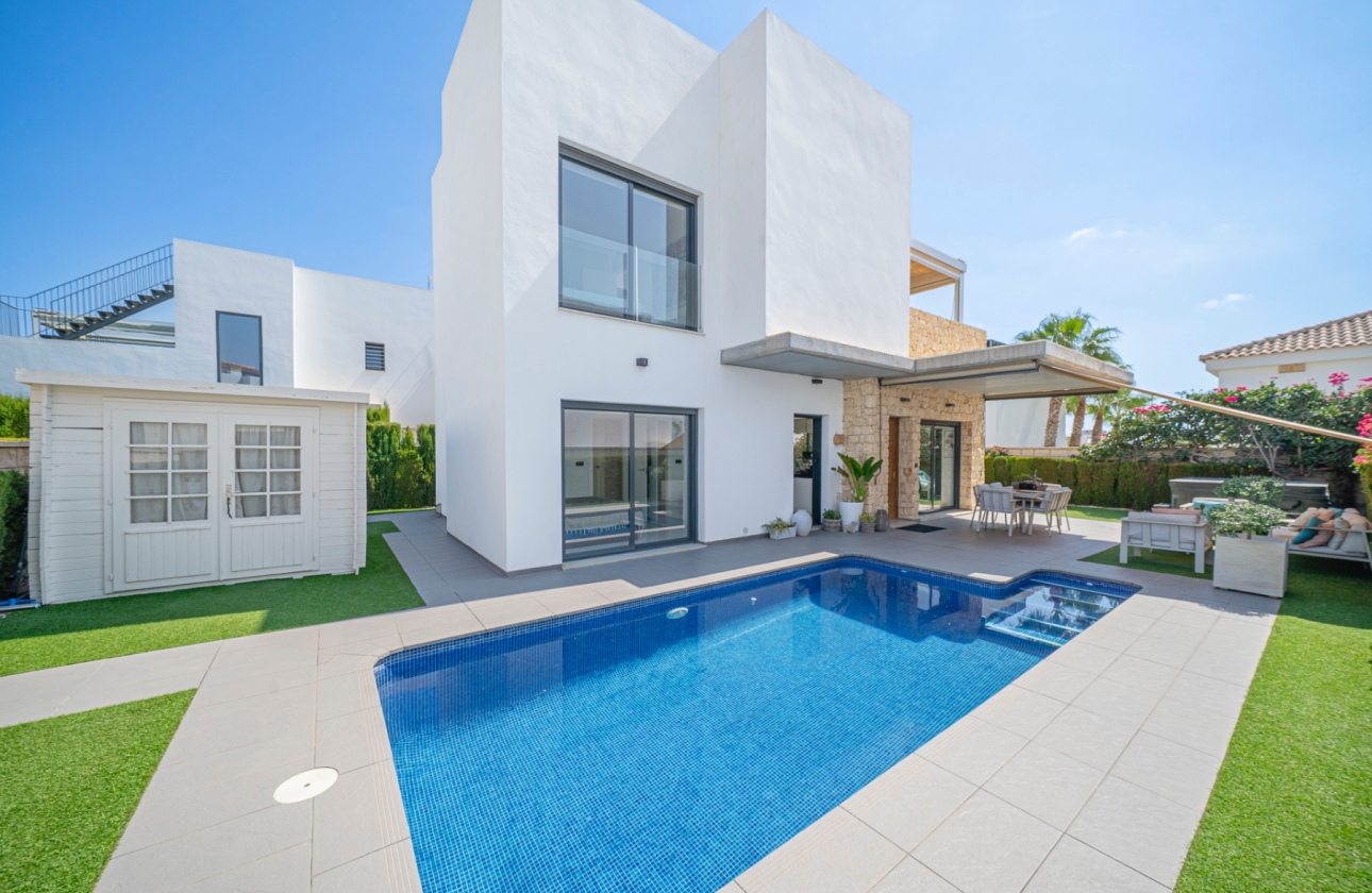 Reventa - Villa - Ciudad Quesada - Lo Pepin