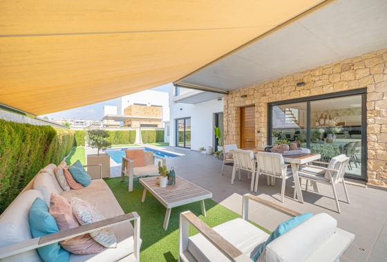 Reventa - Villa - Ciudad Quesada - Lo Pepin