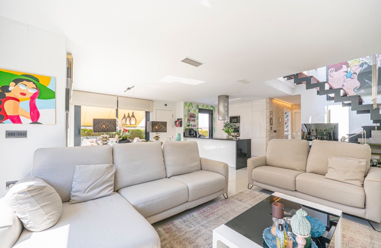 Reventa - Villa - Ciudad Quesada - Lo Pepin