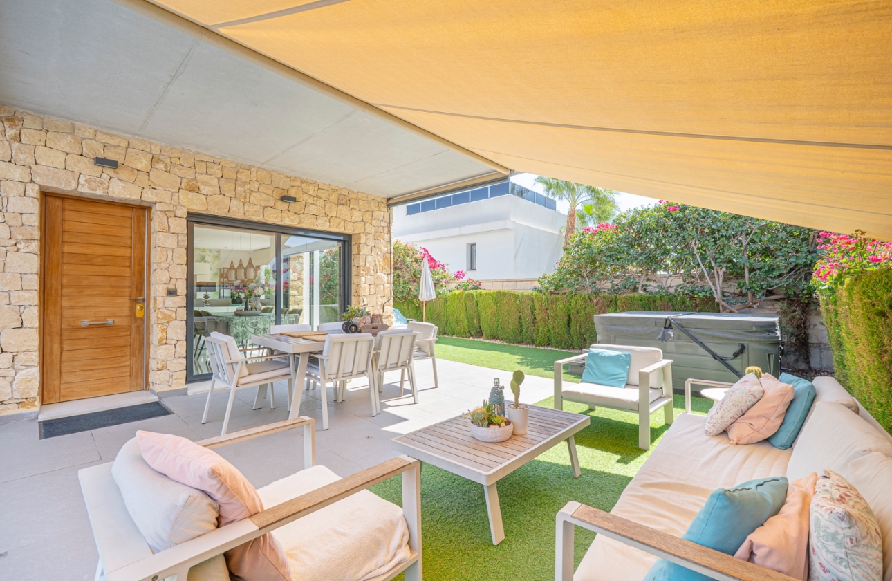 Reventa - Villa - Ciudad Quesada - Lo Pepin
