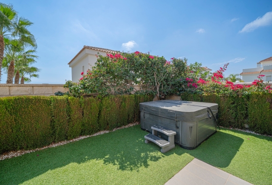 Reventa - Villa - Ciudad Quesada - Lo Pepin