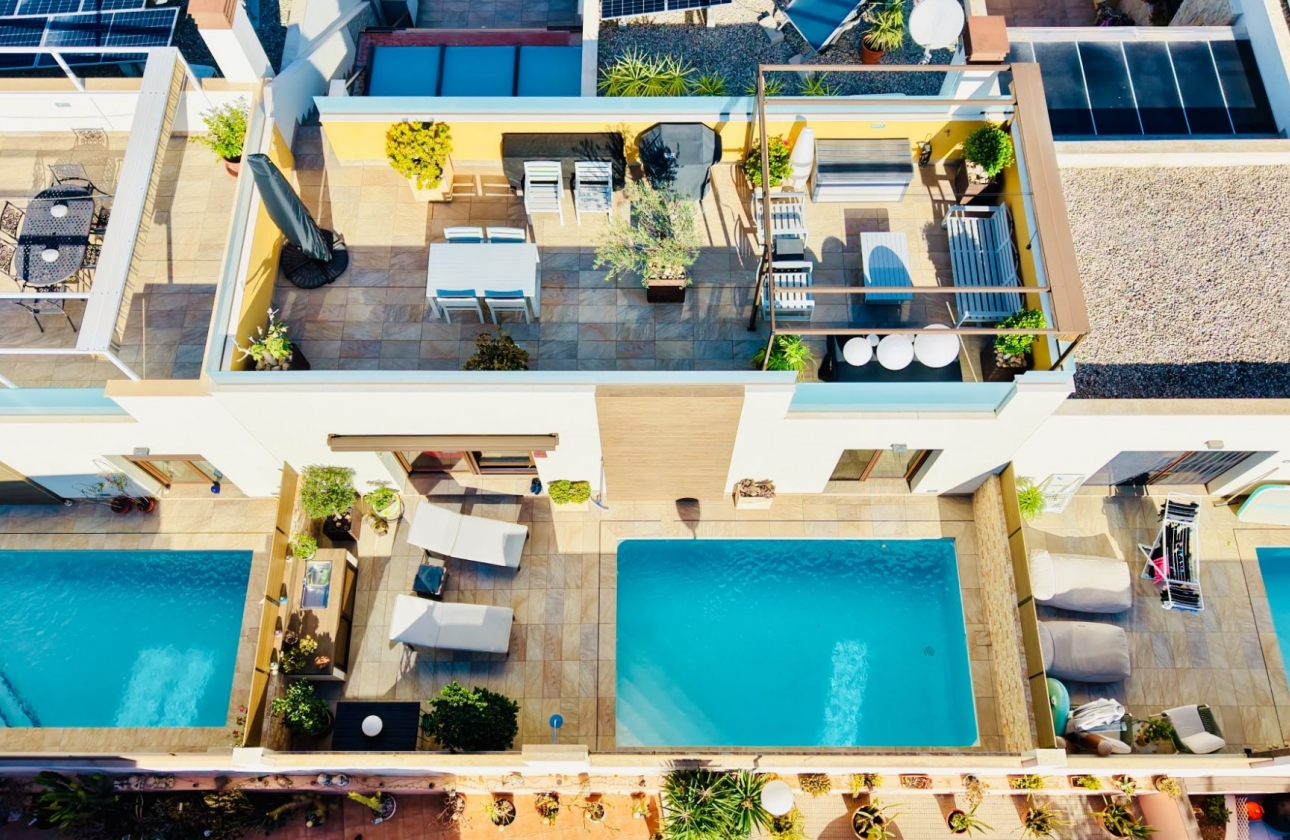 Reventa - Villa - Los Montesinos - La Herada