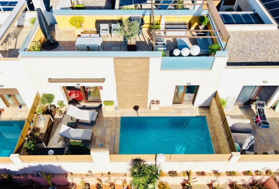 Reventa - Villa - Los Montesinos - La Herada
