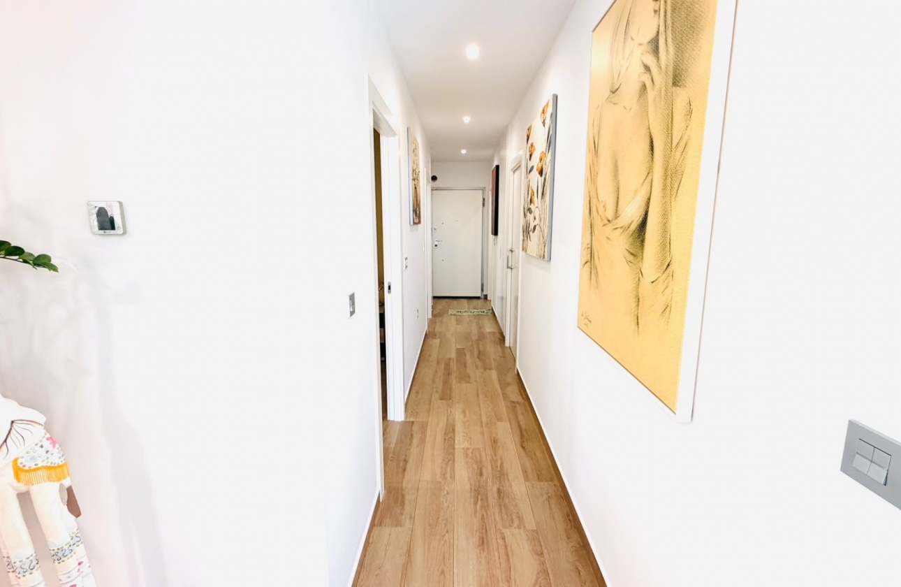 Reventa - Villa - Los Montesinos - La Herada