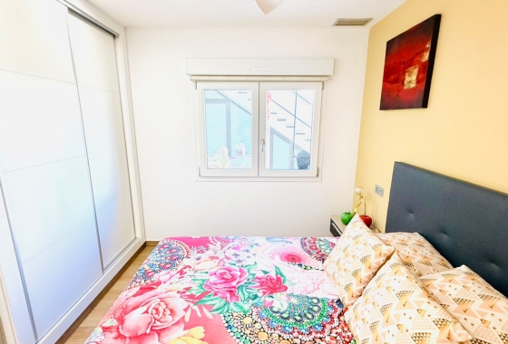 Reventa - Villa - Los Montesinos - La Herada