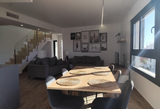 Resale - Apartment / flat - Villamartin