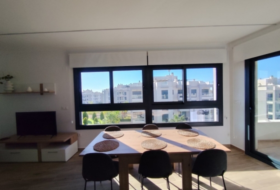 Resale - Apartment / flat - Villamartin