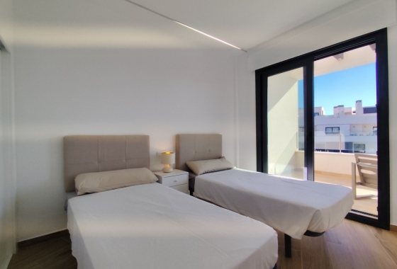 Resale - Apartment / flat - Villamartin