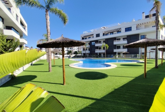 Resale - Apartment / flat - Villamartin