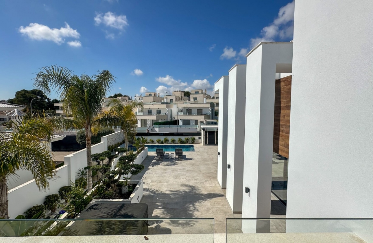 Revente - Villa - Orihuela Costa - Villamartín