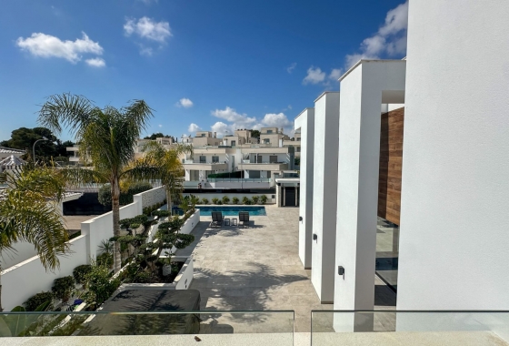 Revente - Villa - Orihuela Costa - Villamartín