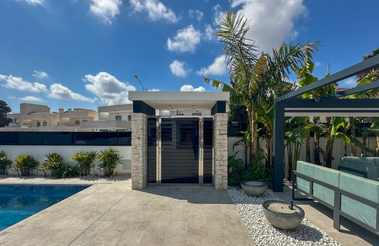 Revente - Villa - Orihuela Costa - Villamartín