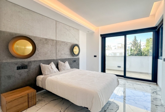 Revente - Villa - Orihuela Costa - Villamartín