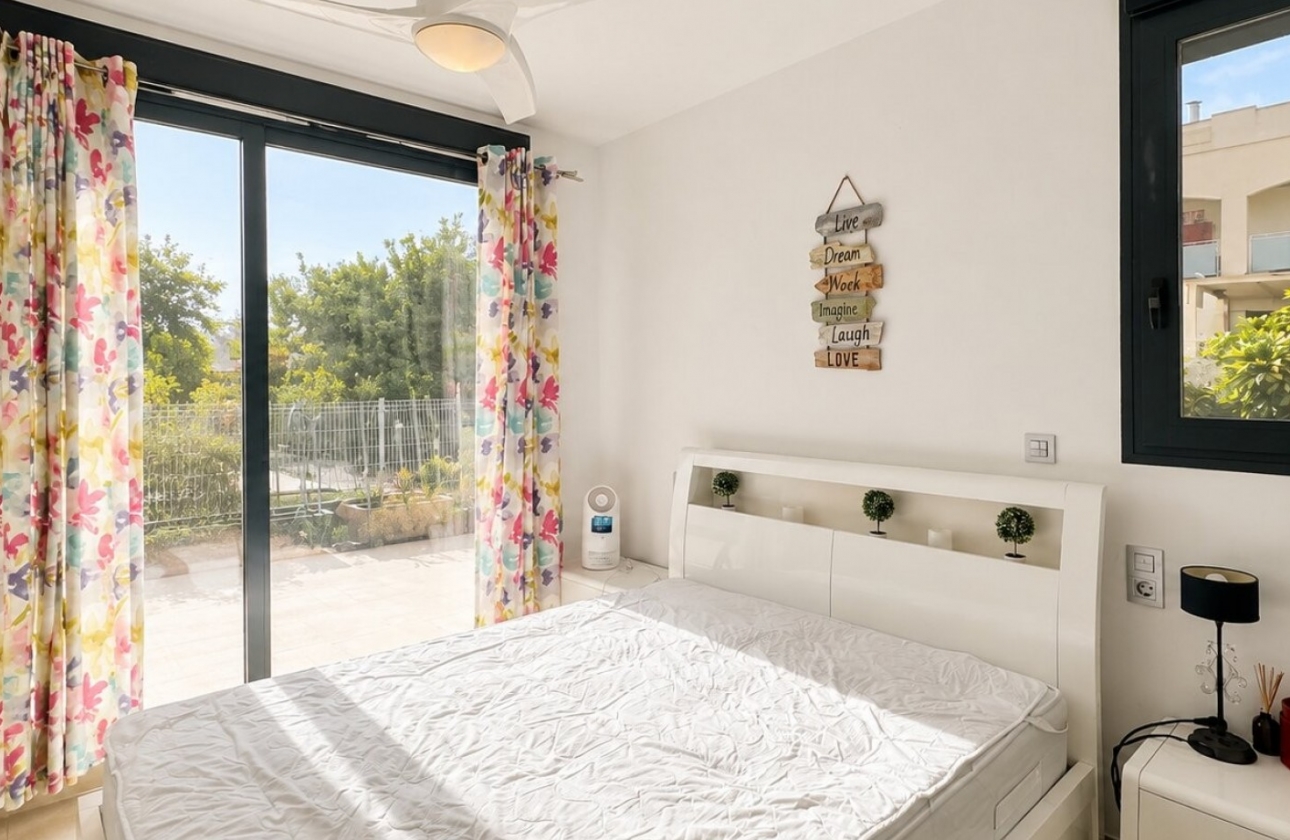 Reventa - Apartamento / piso - Orihuela Costa - Punta Prima