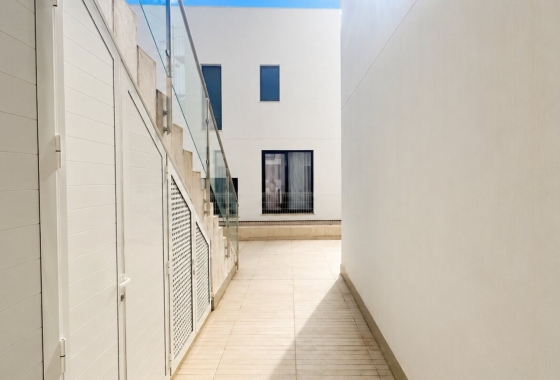 Reventa - Apartamento / piso - Orihuela Costa - Punta Prima