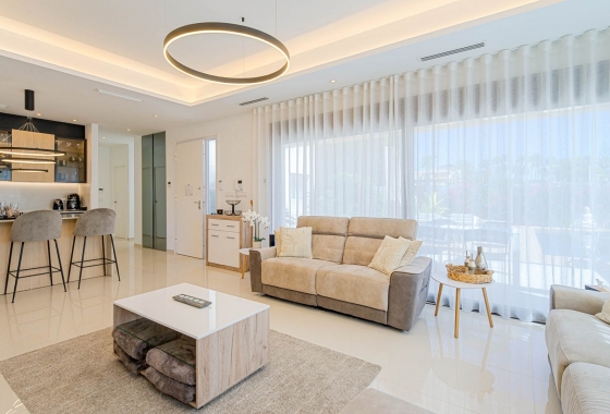 Reventa - Villa - Ciudad Quesada - Doña Pepa