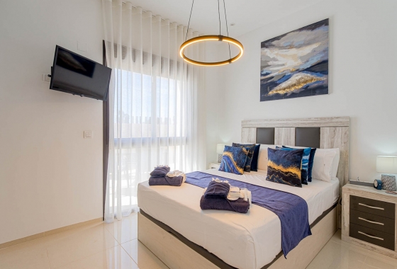 Reventa - Villa - Ciudad Quesada - Doña Pepa
