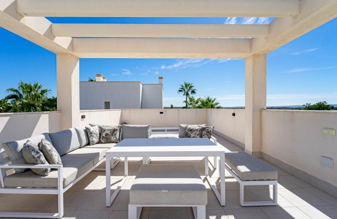 Reventa - Villa - Ciudad Quesada - Doña Pepa