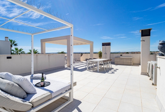 Reventa - Villa - Ciudad Quesada - Doña Pepa