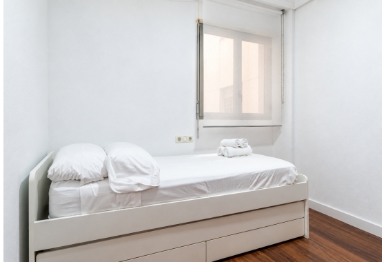 Herverkoop - Appartement / flat - Torrevieja - Playa del Cura