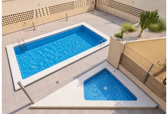 Herverkoop - Appartement / flat - Torrevieja - Playa del Cura