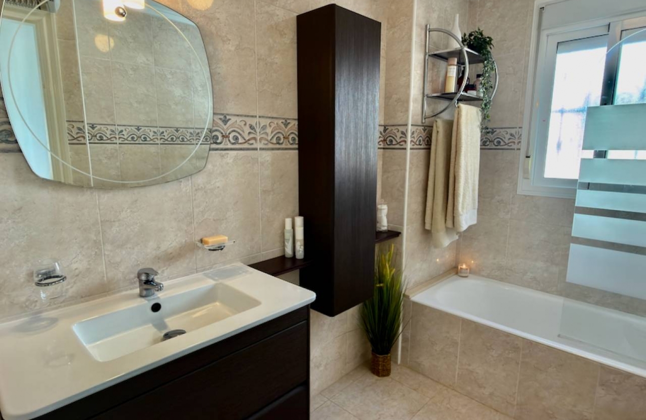 Reventa - Apartamento / piso - Ciudad Quesada - Doña Pena