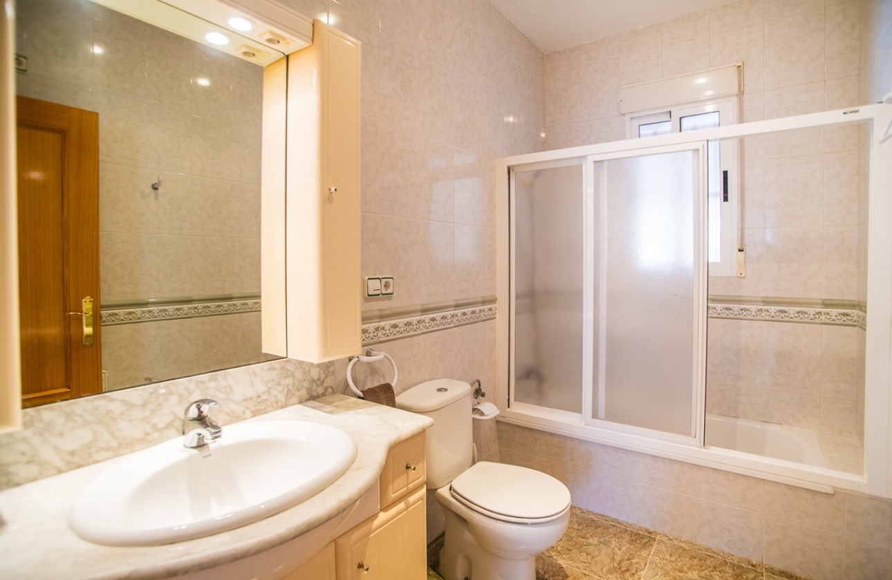 Revente - Villa - Orihuela Costa - La Matanza
