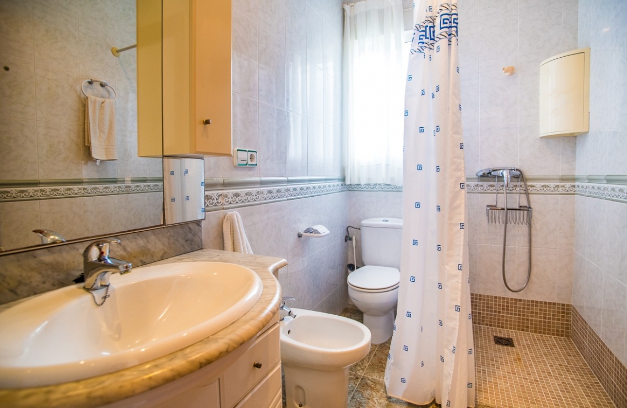 Revente - Villa - Orihuela Costa - La Matanza