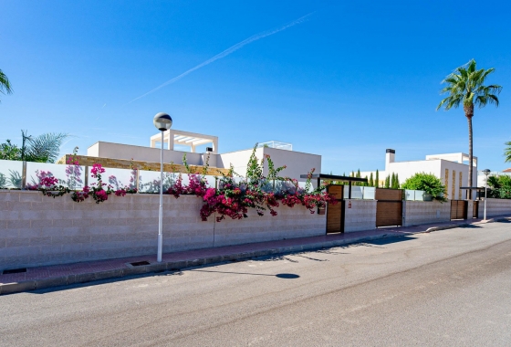 Reventa - Villa - Ciudad Quesada - Doña Pepa
