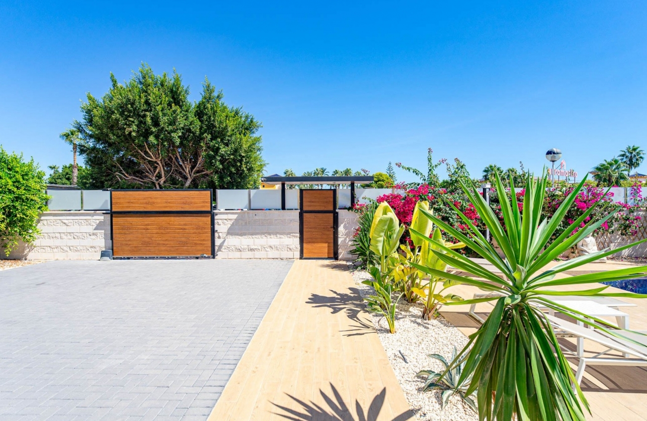 Reventa - Villa - Ciudad Quesada - Doña Pepa