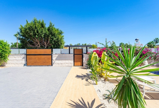 Reventa - Villa - Ciudad Quesada - Doña Pepa