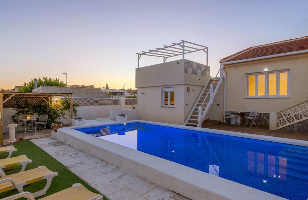 Reventa - Villa - Ciudad Quesada - Costa Blanca