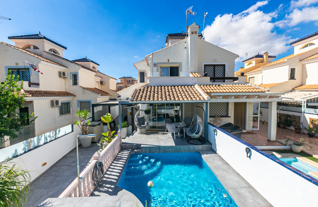 Reventa - Casa - Mil Palmeras - Riomar