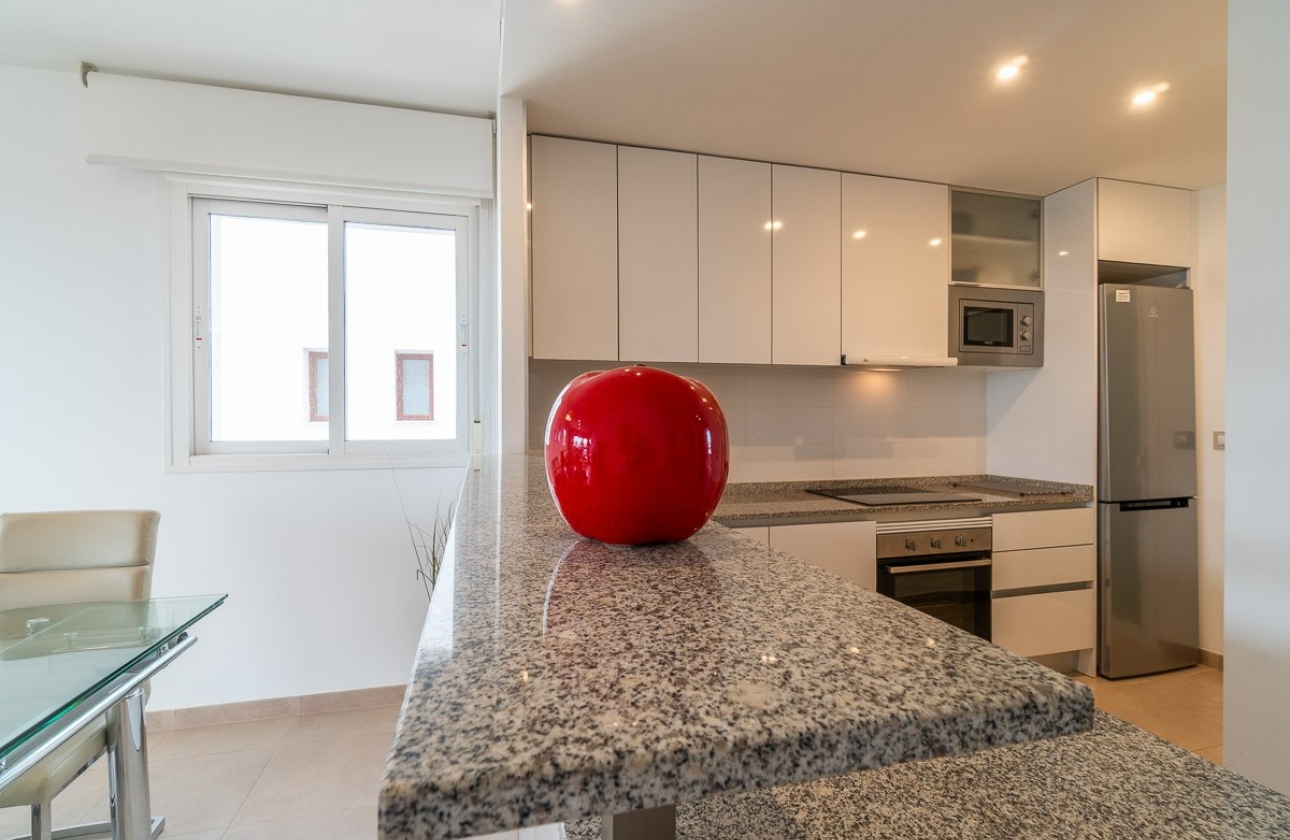 Resale - Apartment / flat - Orihuela Costa