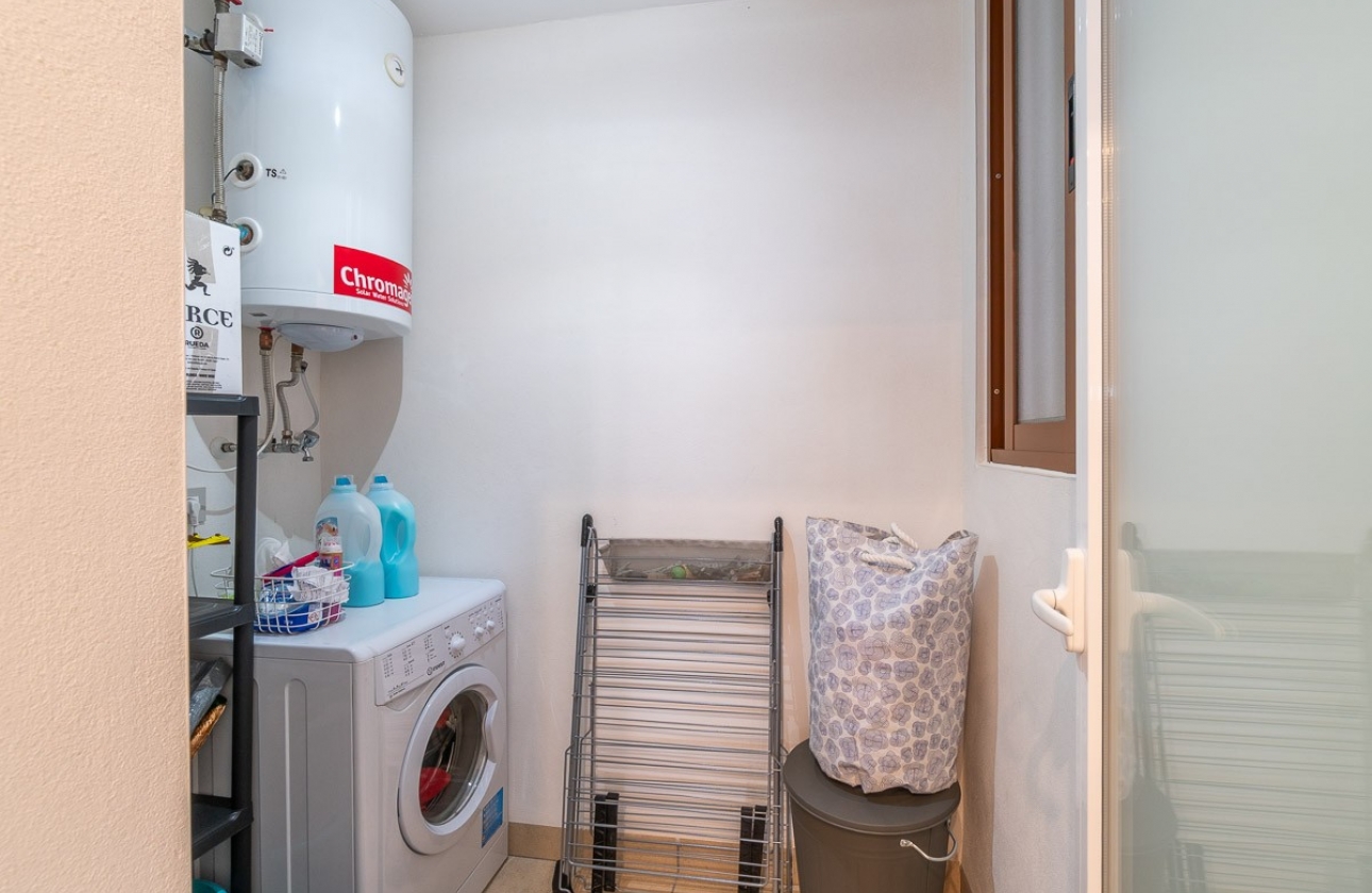 Resale - Apartment / flat - Orihuela Costa