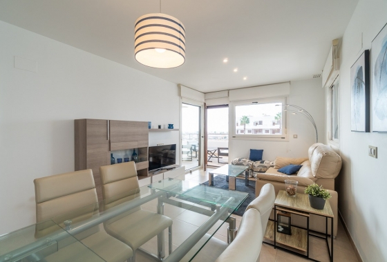 Resale - Apartment / flat - Orihuela Costa