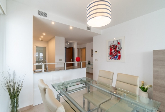 Resale - Apartment / flat - Orihuela Costa